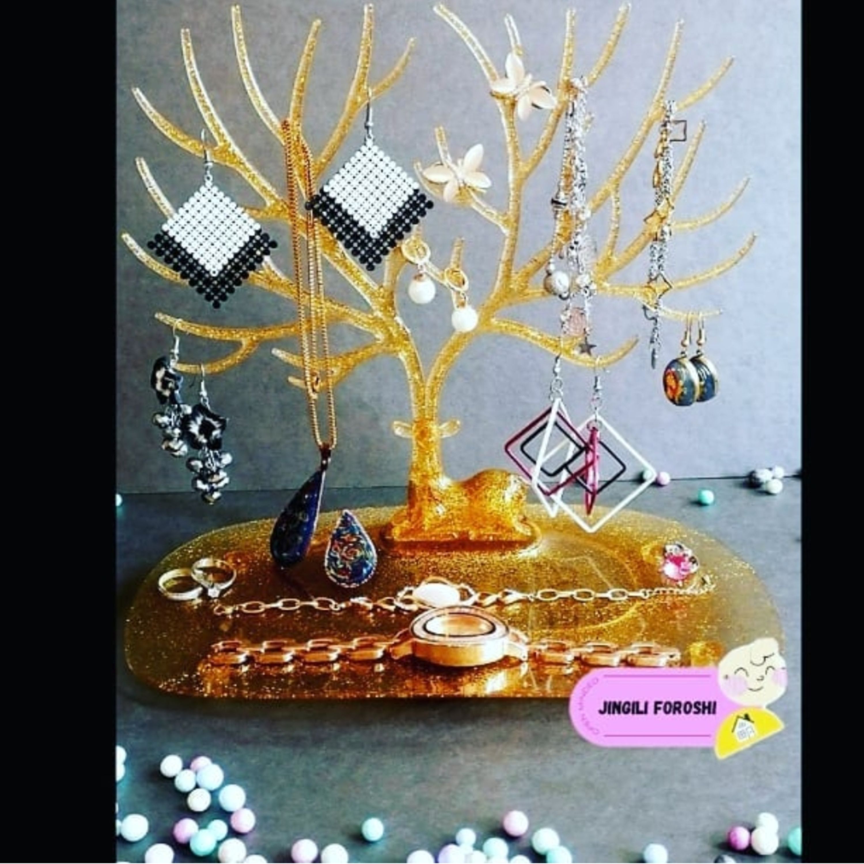 استند جواهراتی طرح گوزن اکلیلی