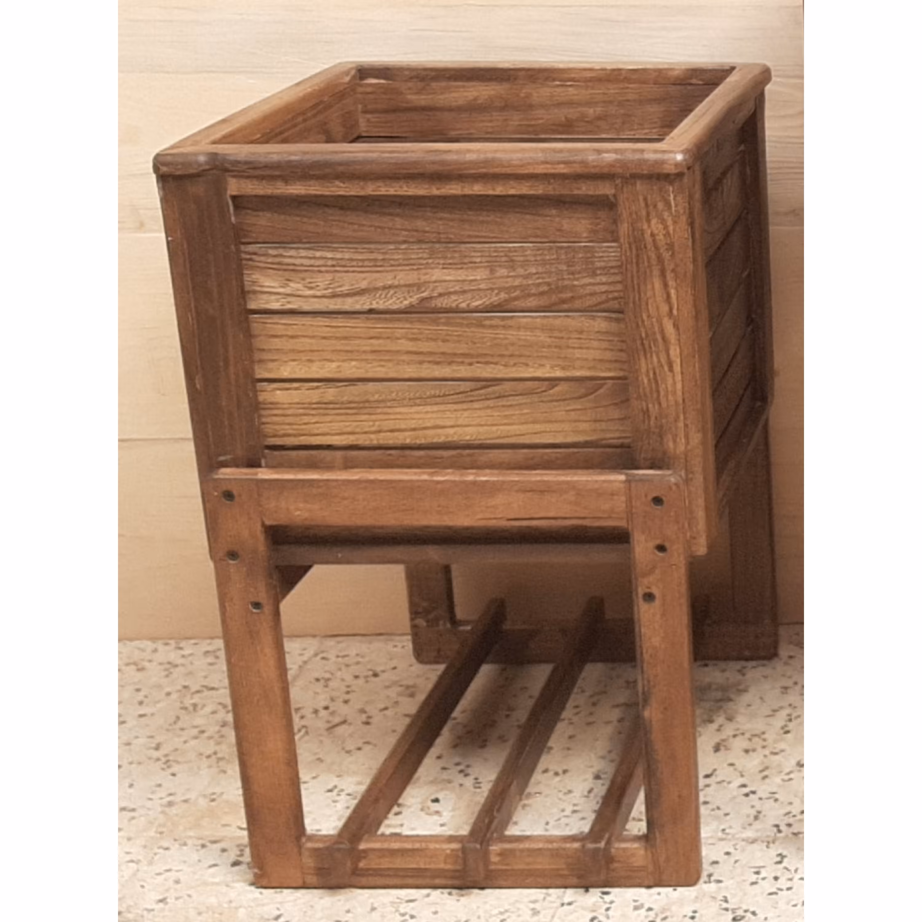 فلاور باکس چوبی ارتفاع 50 و ابعاد داخل باکس 28در28در25