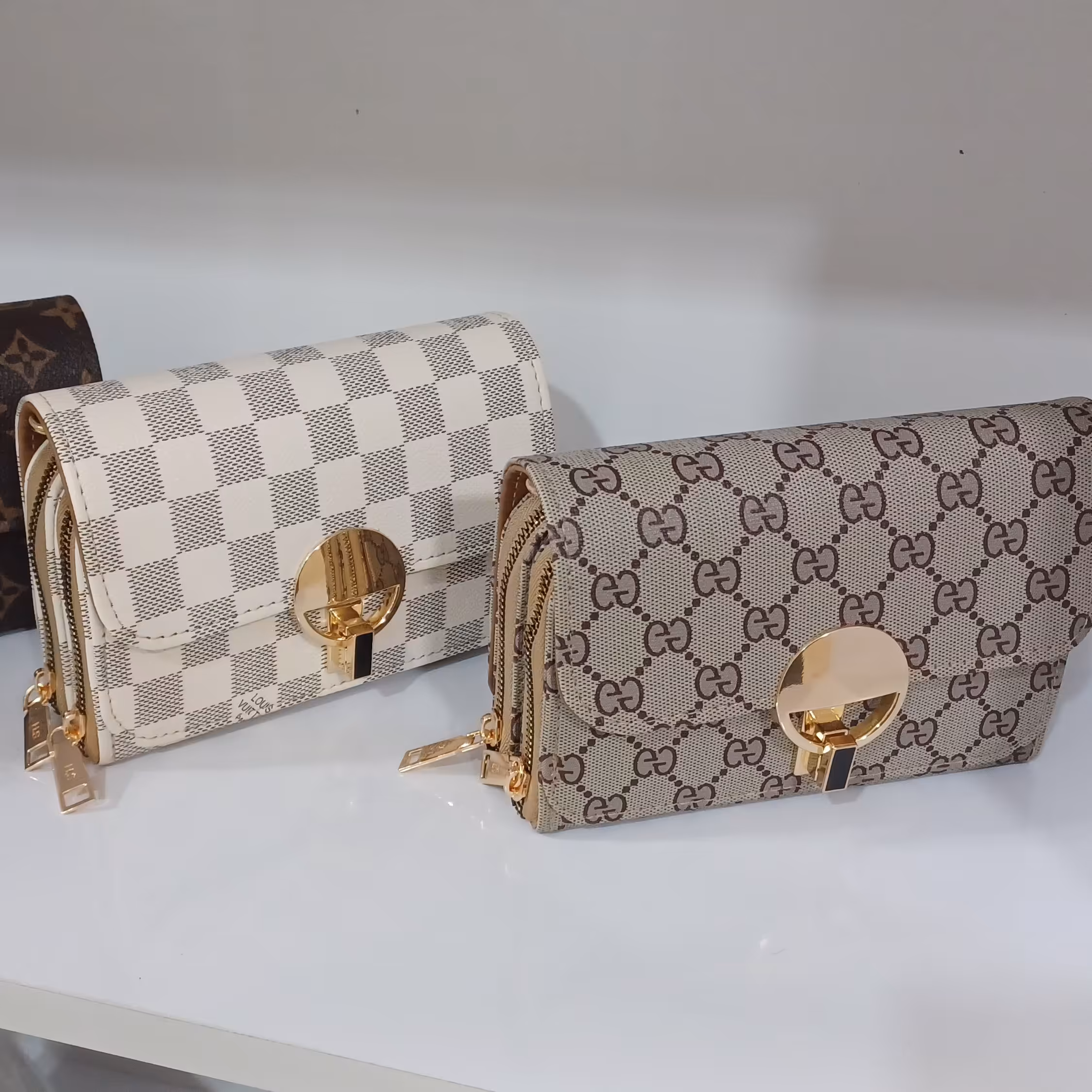 کیف پاسپورتی دو زیپ