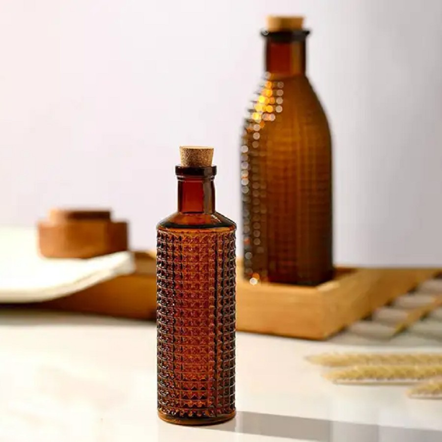 بطری مدل کازینو درب چوب پنبه ای رنگ قهوه ای
