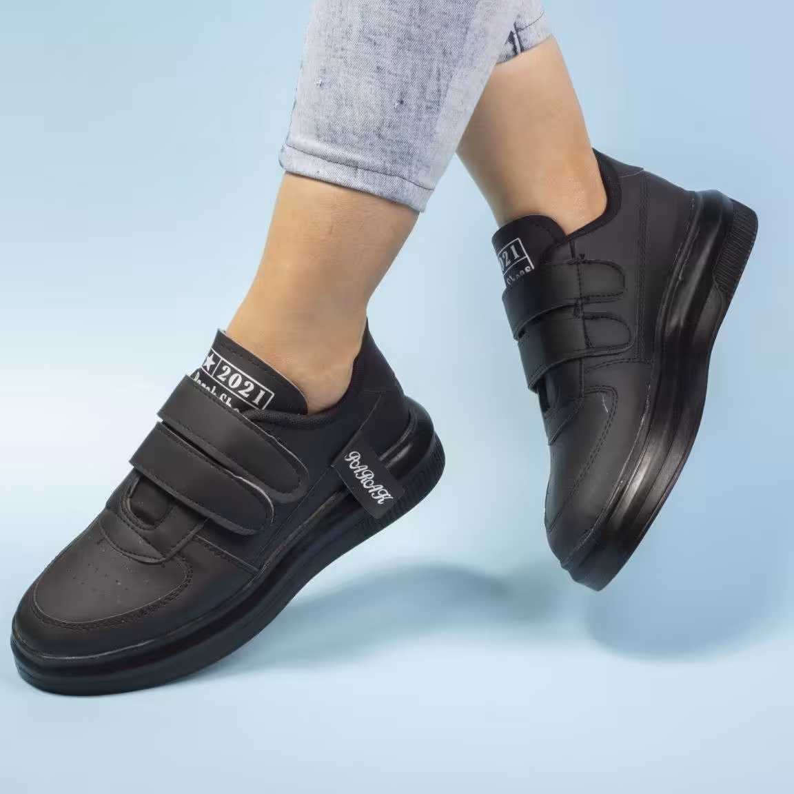 کتونی دو چسب