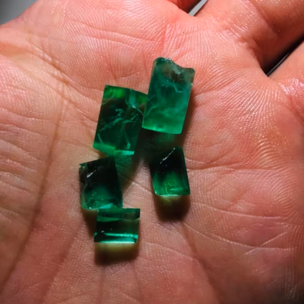 زمرد راف پنجشیر 23قیراط