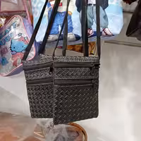 کیف تو گردنی و دستی دو زیپ