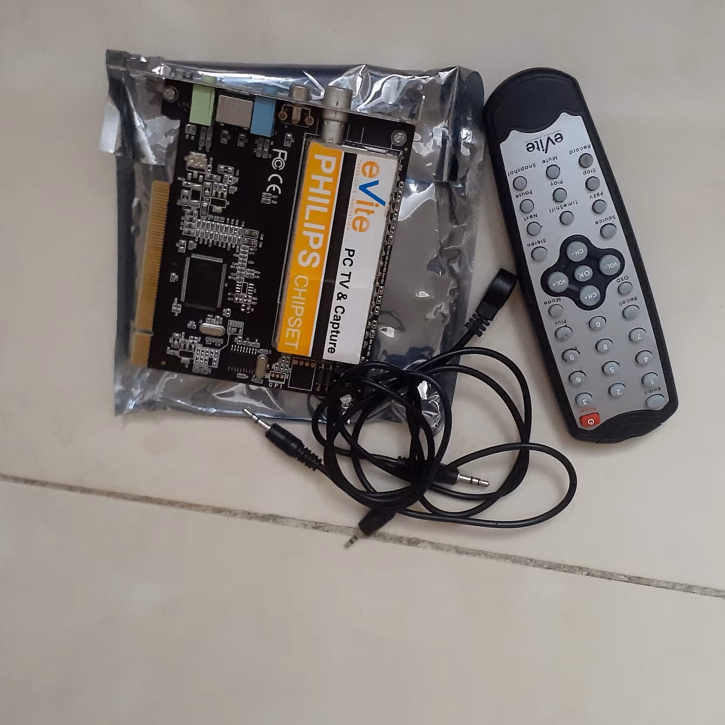 کارت کپچر  و Tv مارک اصلی و عالی 
