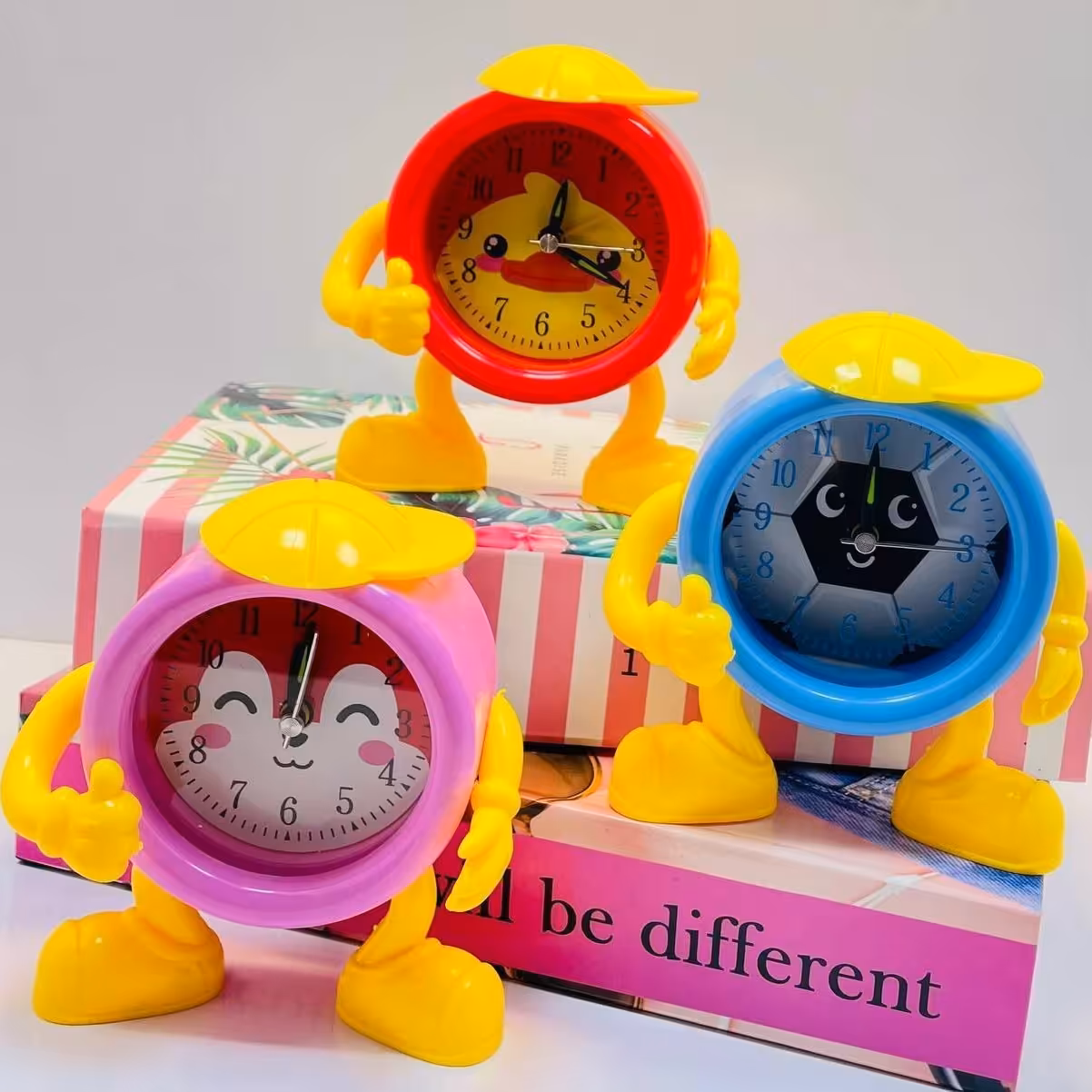 ساعت گرد طرح حیوانات کد 397-1 پسرخاله یک عددی با ارسال رایگان