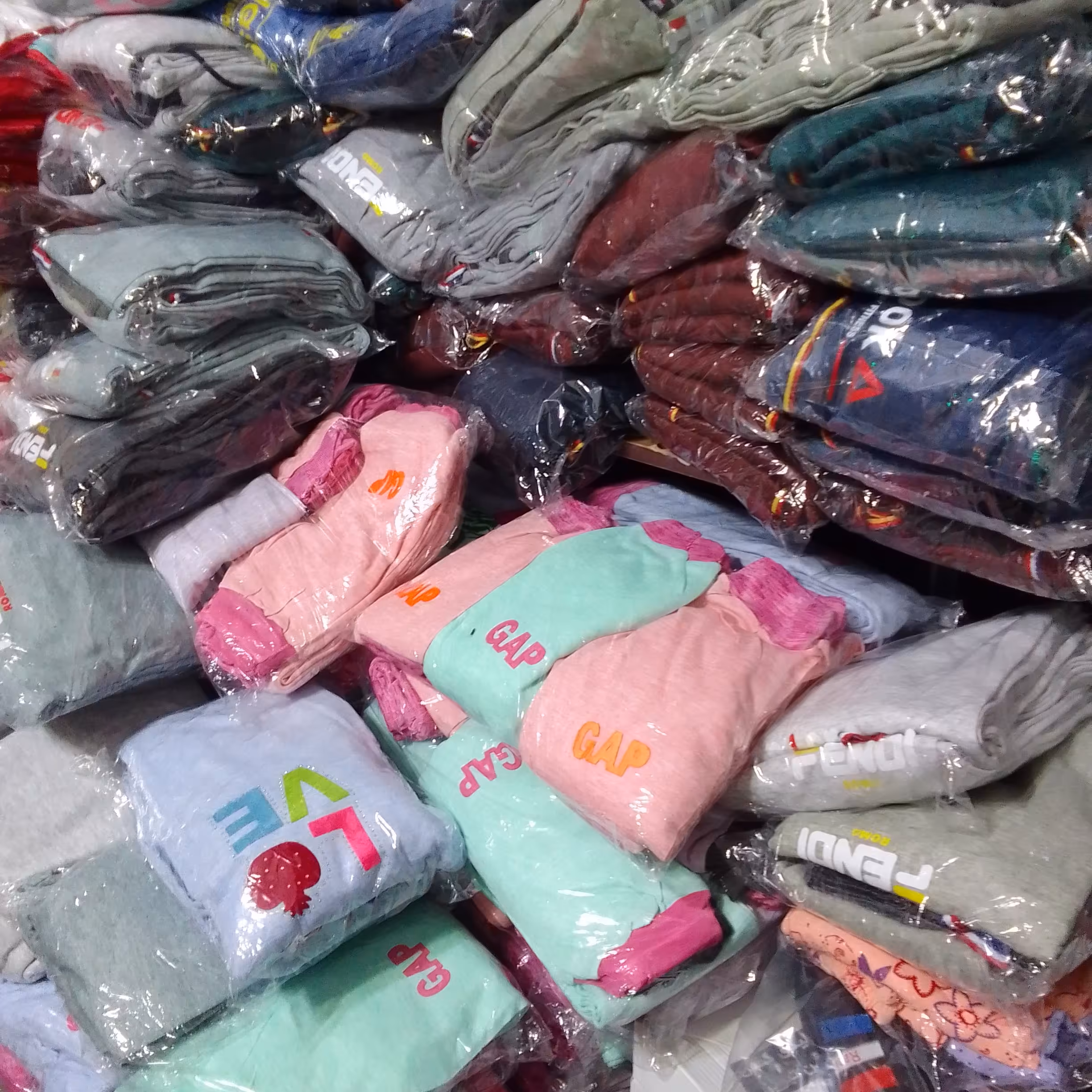 حوله دست صورت