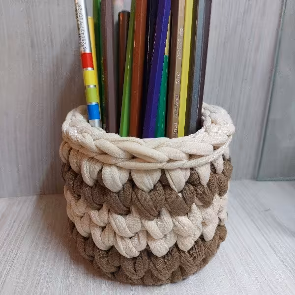 سبد نظم دهنده
جامدادی تریکویی 
قطر کفی 8سانت از ام دی اف  ارتفاع سبد 10سانت 