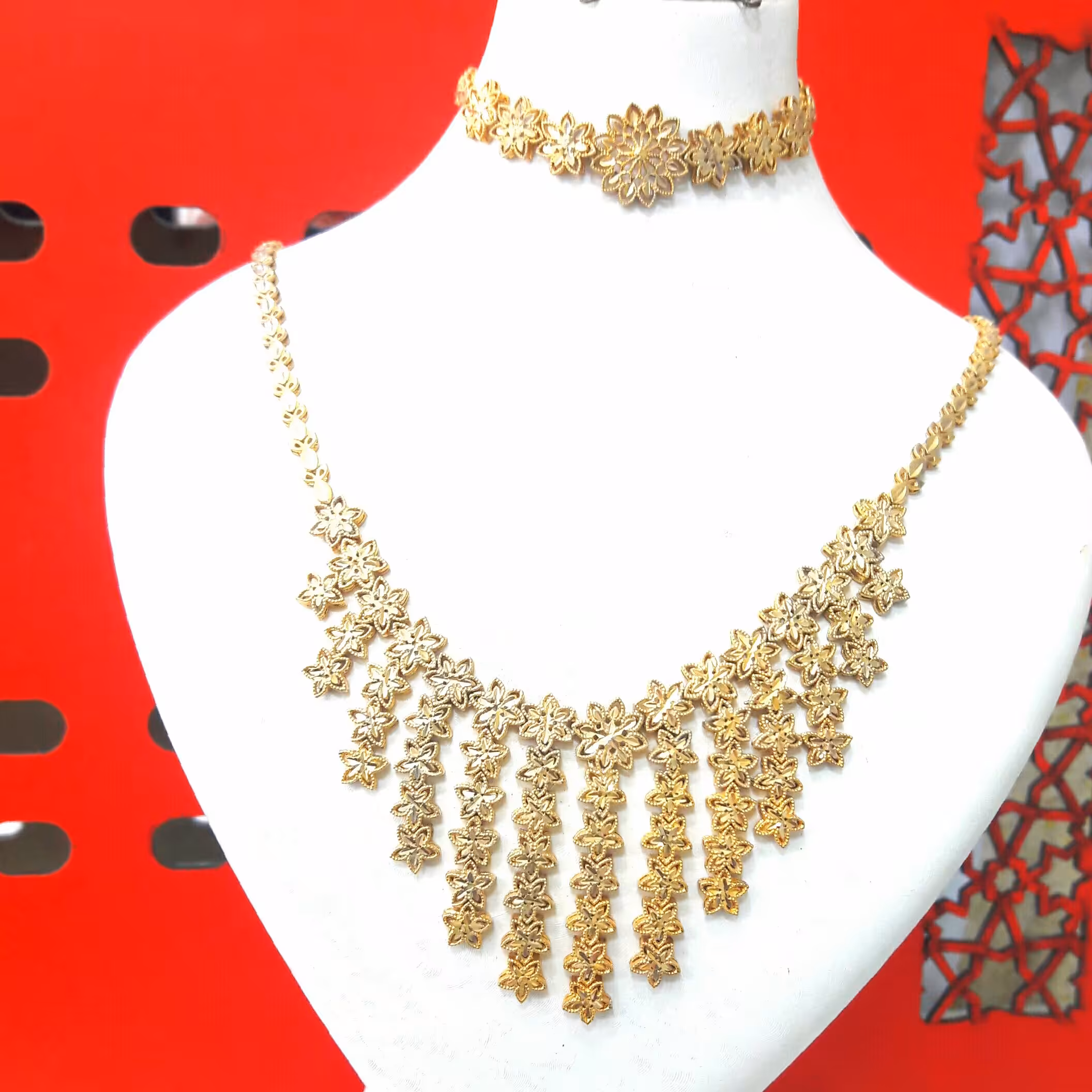 سرویس نقره گل طرح طلا با آبکاری طلا بسیار شیک و مشابه طلا بافاکتور معتبرفروشگاه