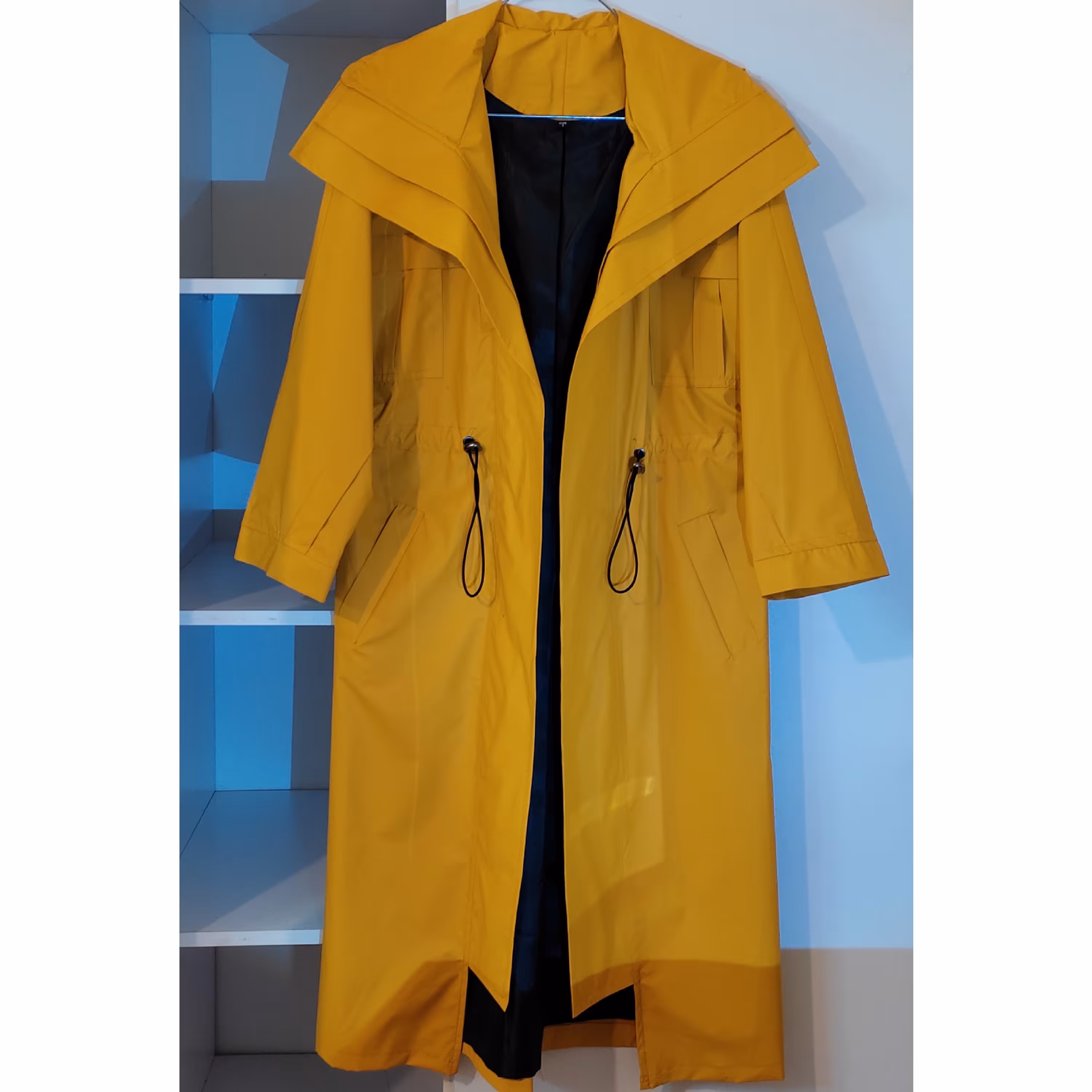 بارونی کلاه دار زنانه کمر گت استردوزی شده جنس تی سی درجه یک