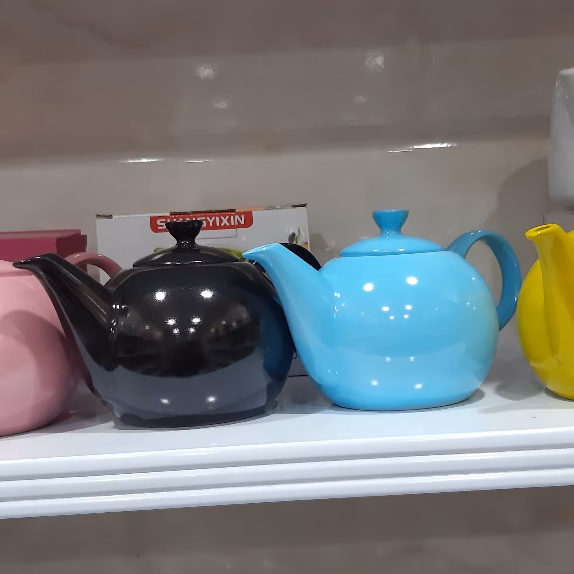 قوری رنگی مقصود  غیر از مشکی