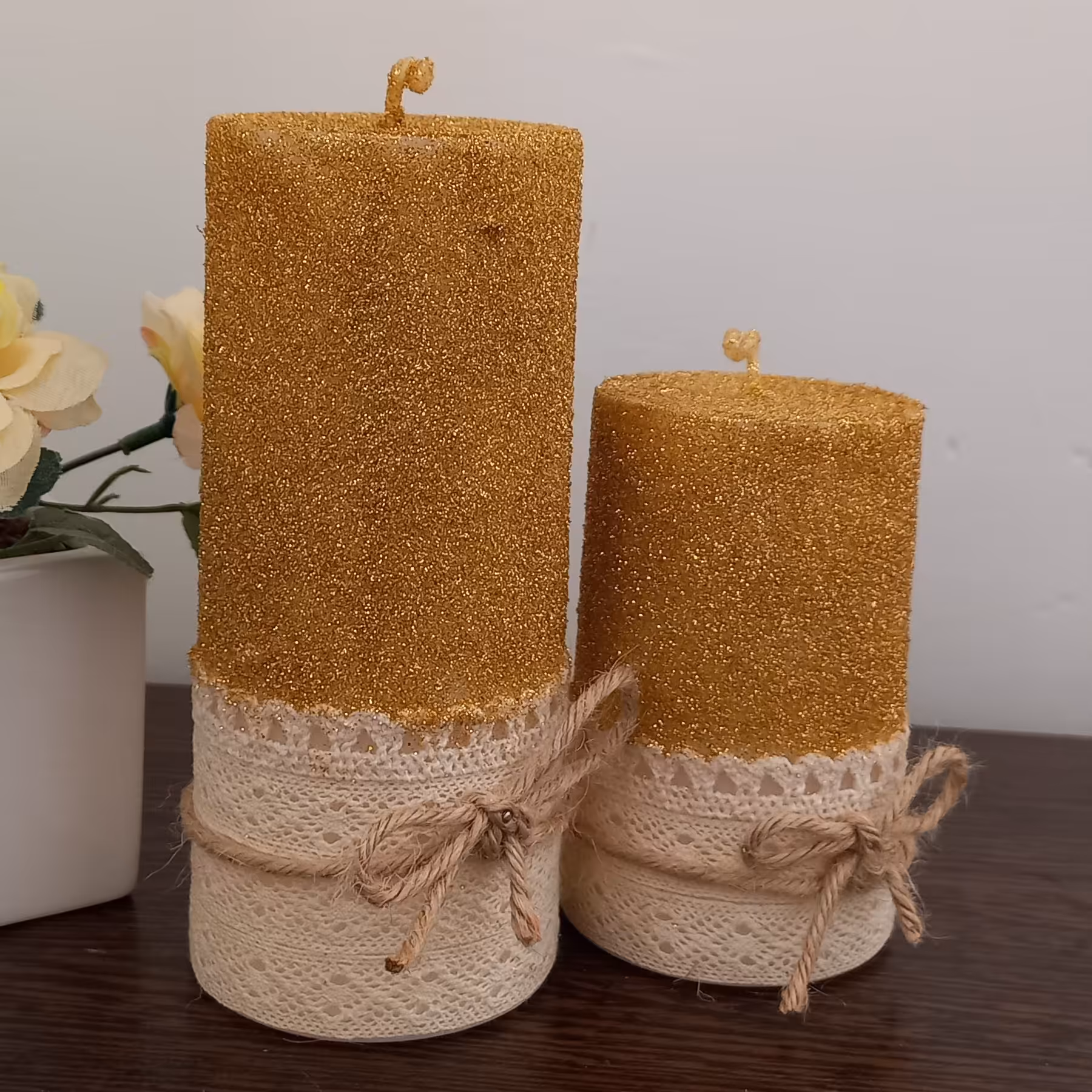 شمع استوانه طلایی