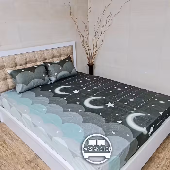 نیم ست ملافه کشدار خوشخواب  روتختی دونفره طرح ماه و ستاره طوسی  3 تکه نخی ( ملافه کشدوز  ) 180