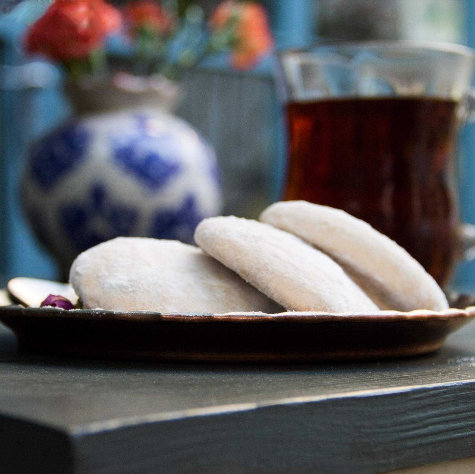 کلوچه سنتی بجستان ( بسته بزرگ )
