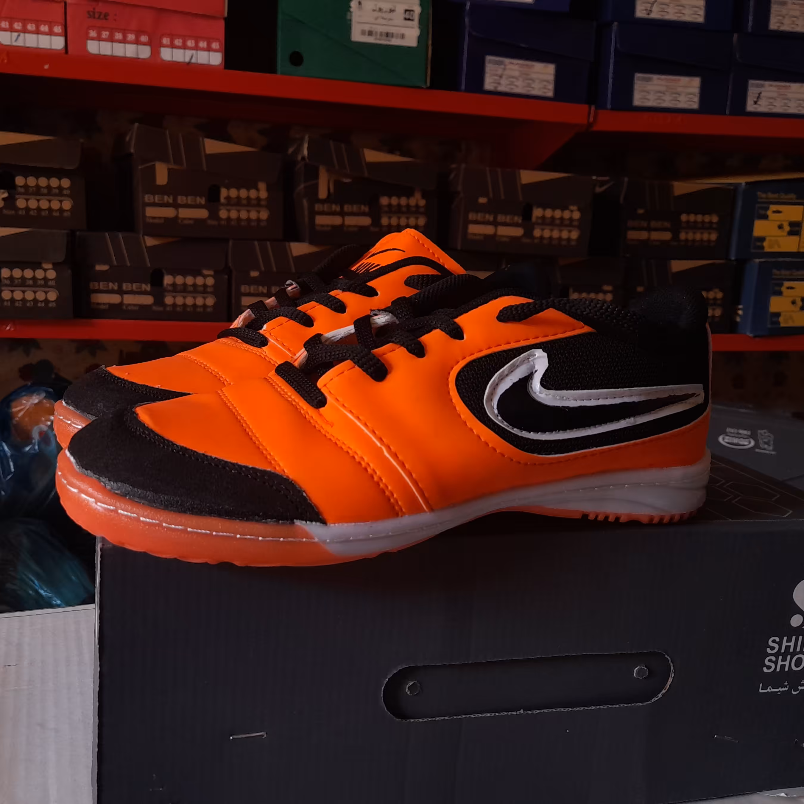 حراج اسپرت ورزشی فوتسال نایک با ارسال رایگان