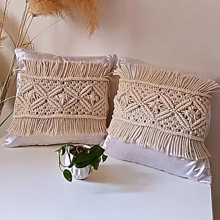 کوسن مکرومه 