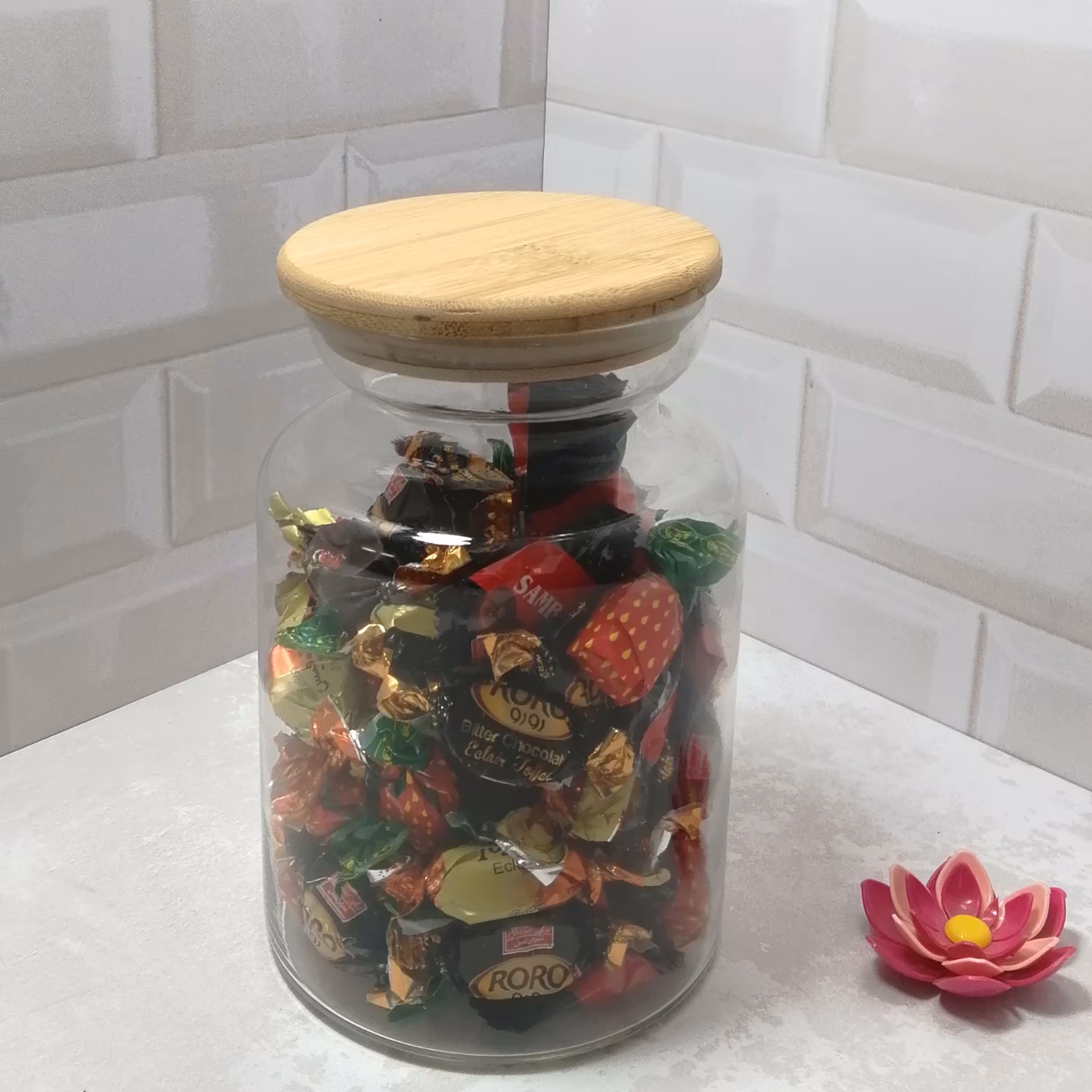 بانکه بلور درب بامبو سایز بزرگ تهیه شده از بهترین مواداولیه ظرف حبوبات تنقلات 