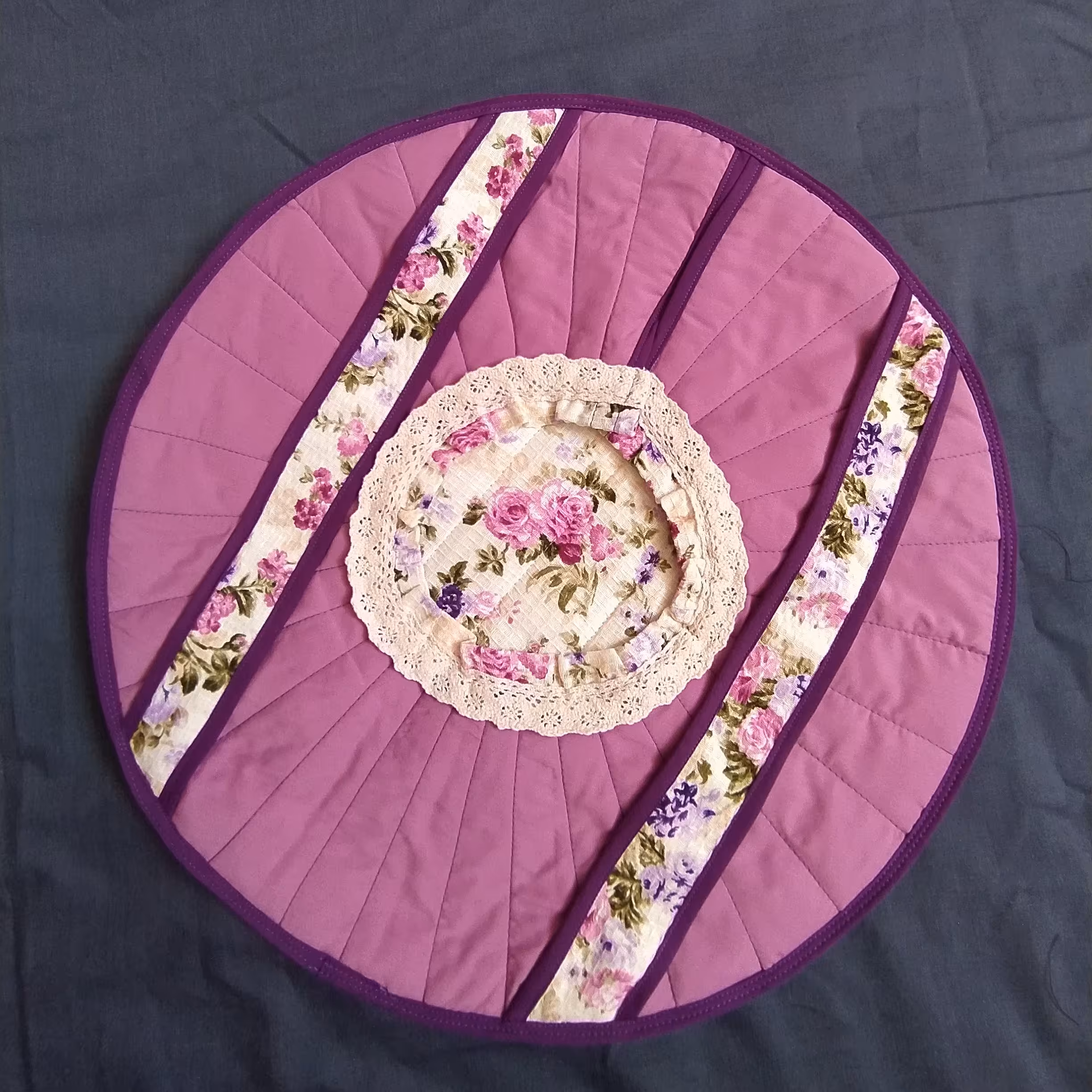 کاور قابلمه پیک نیک ، بالایه پشم شیشه جنس نخی ،بسیار شکیل