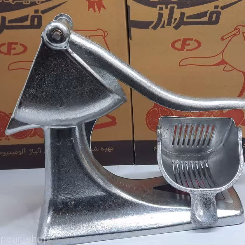 آب انار و ابمیوه گیری دستی