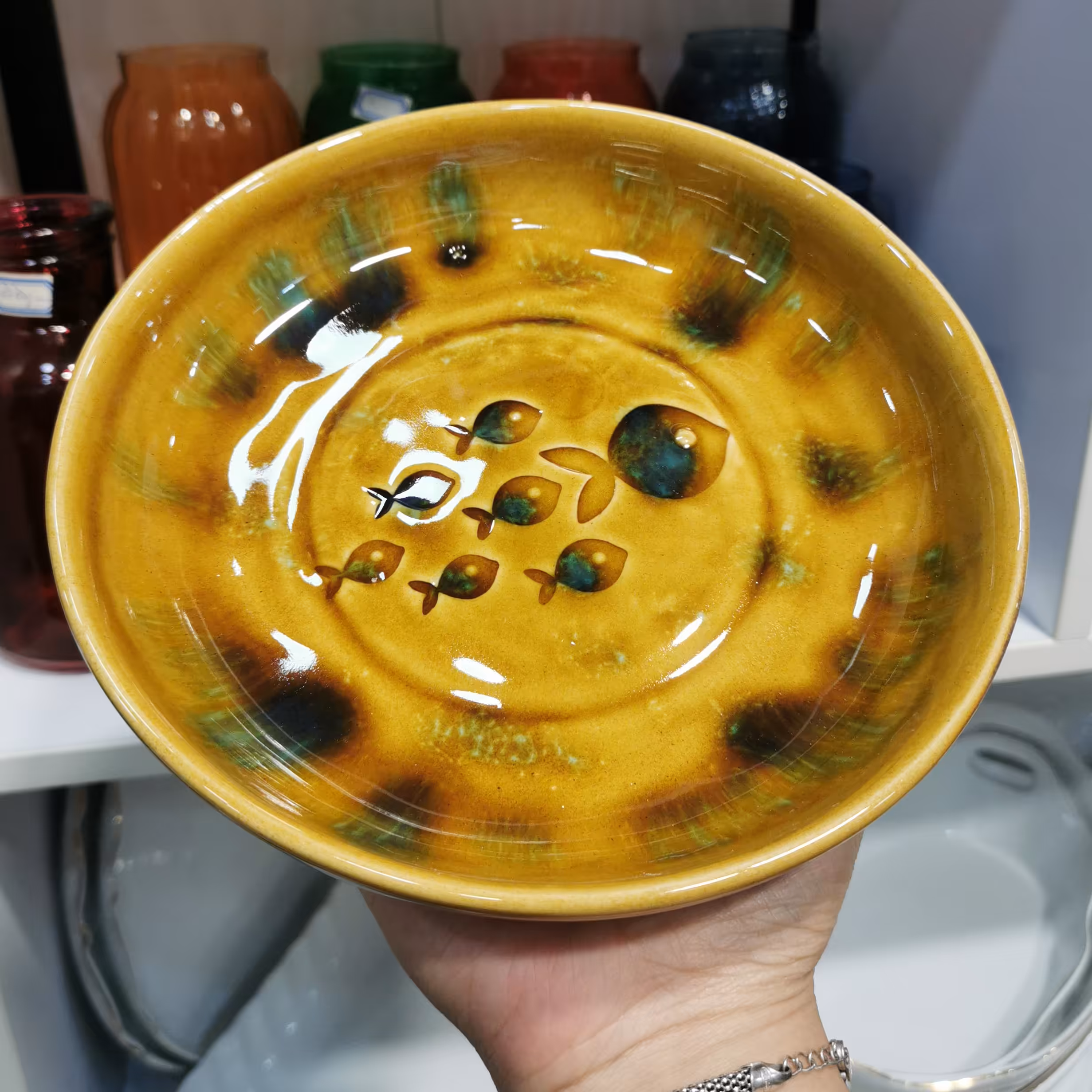 بشقاب سرامیکی طرح ماهی رنگ عسلی یه کار خاص و زیبا 