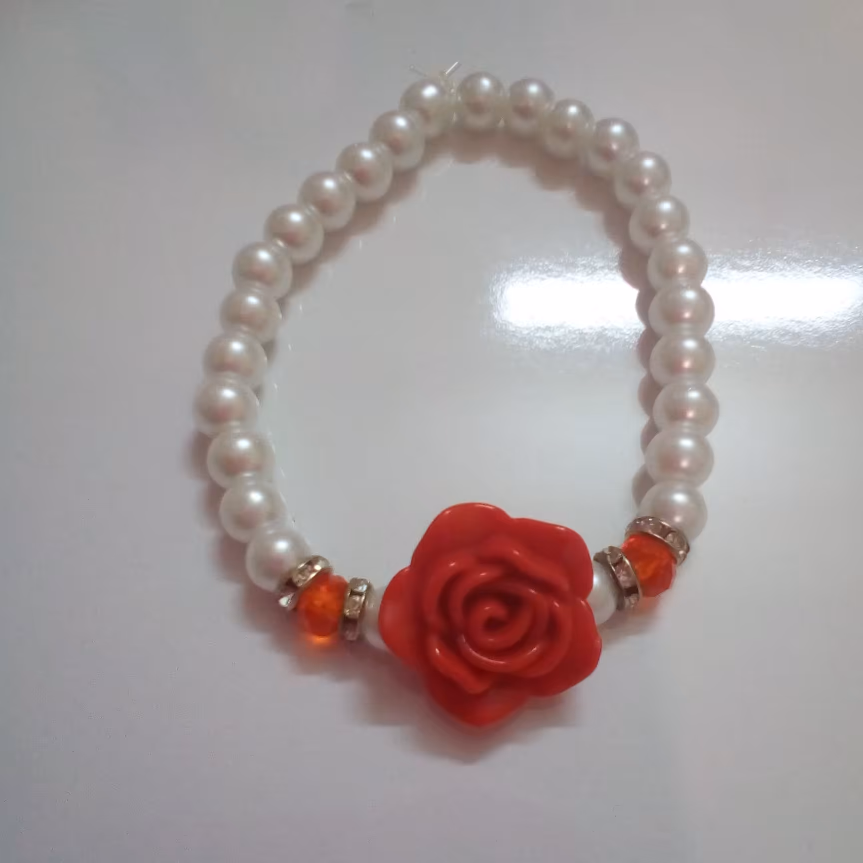 دستبند قرمز