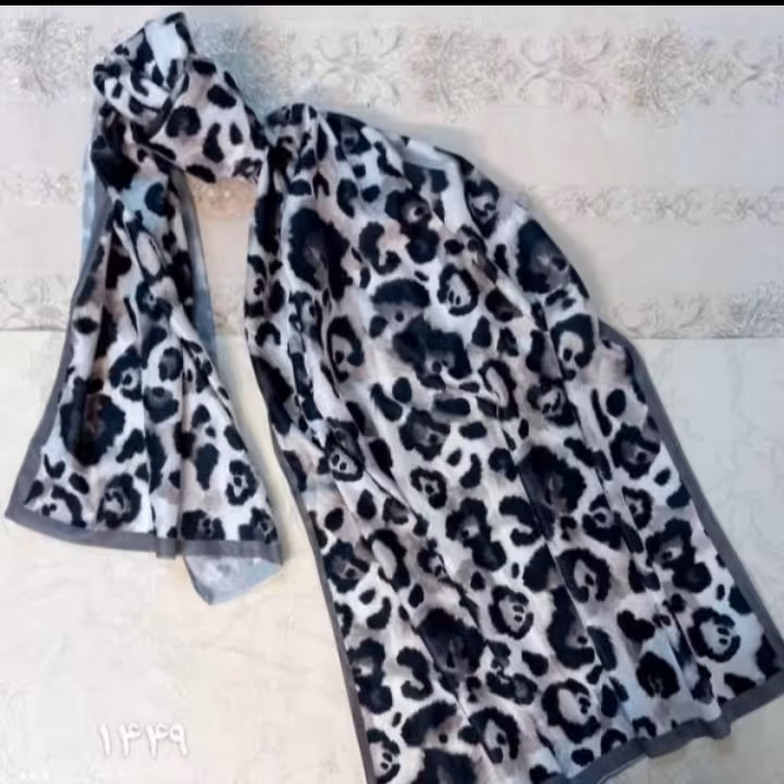 شال موهر طرح دار