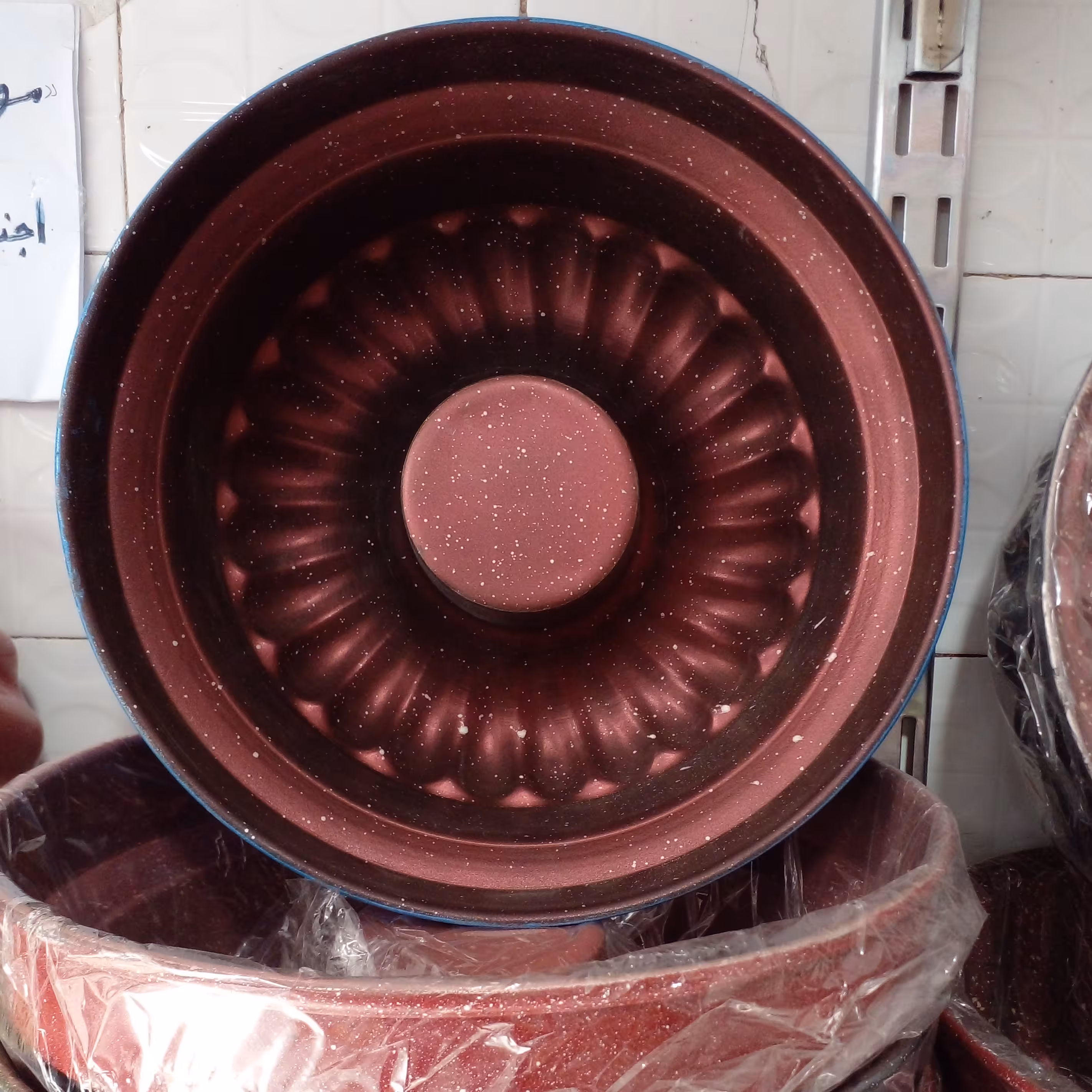 قالب کیک تفلون نچسب قطر 28 و ارتفاع 12 قابل استفاده در فر  و  ماکروفر