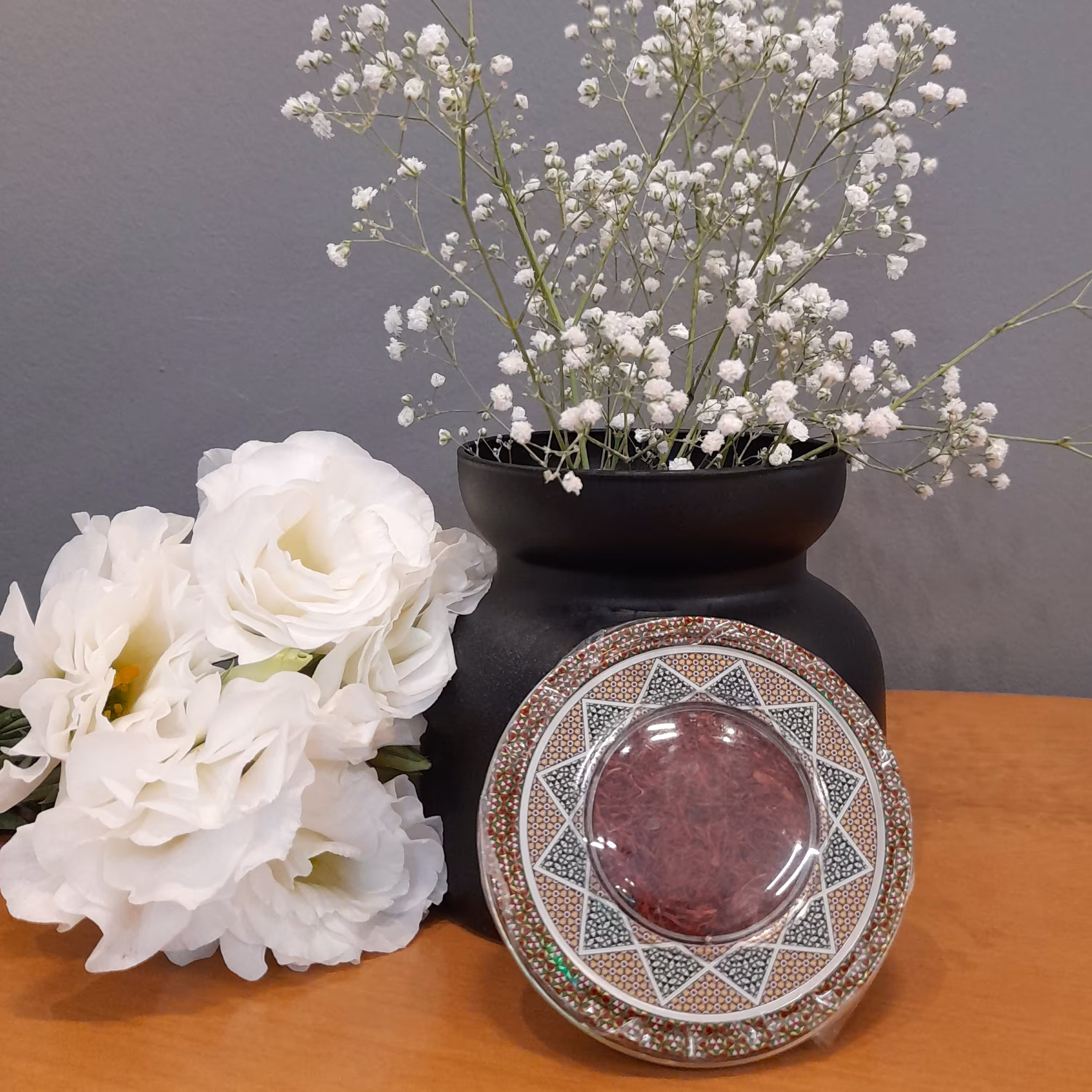 زعفران ، یک مثقال ، ظرف خاتم