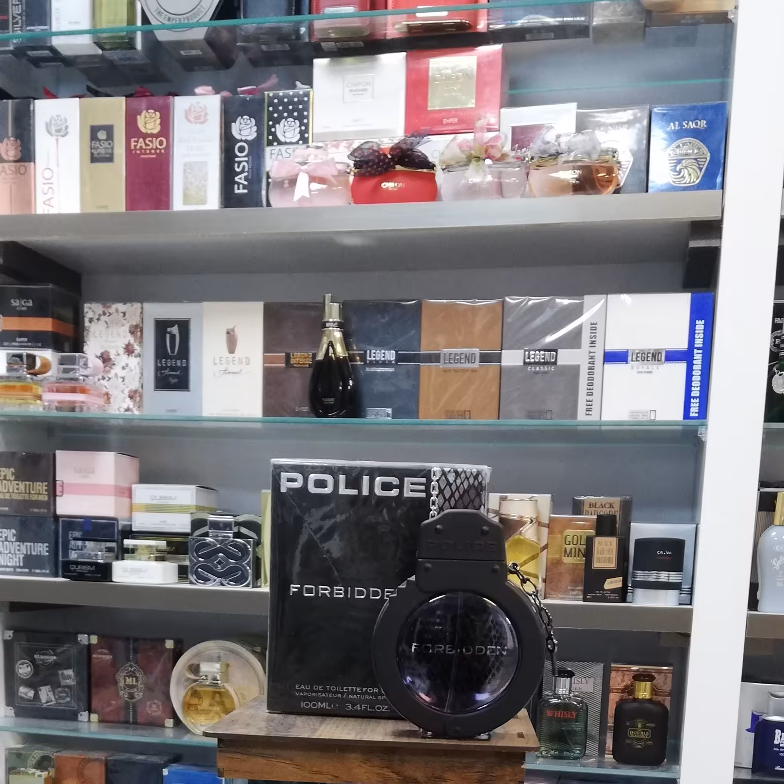 POLICE - Police Forbidden for Man
عطر ادکلن پلیس فوربیدن مردانه