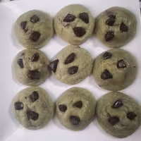 کوکی کره _ پسته با تکه های شکلات و پسته مناسب سفره هفت سین