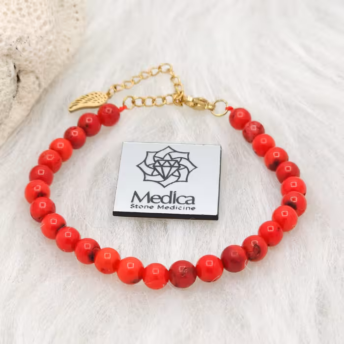 دستبند مرجان سرخ طبیعی(تقویت رنگ شده)سایز 6.با زنجیر سایز و قفل استیل رنگ ثابت