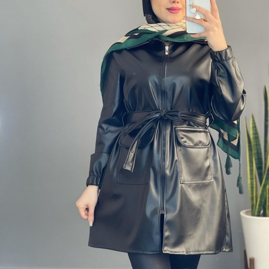مانتو چرم