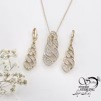 نیمست کارتیر طلایی نگین دار کد 16479