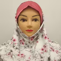 مقنعه نرجس دخترانه کد1، جنس مقنعه کرپ بوگاتی، جنس هد ساتن، داری سایز بندی و تنوع طرح، مناسب 3 تا 12 سال