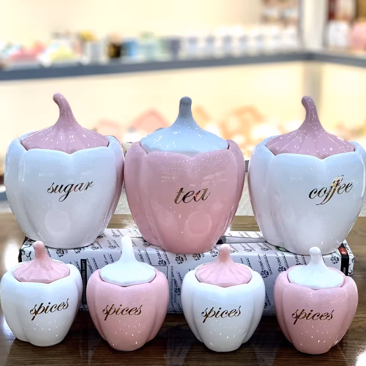 سرویس پاسماوری سرامیکی 7 پارچه بدون استند قالب فلفل دلمه ای دو رنگ سفید صورتی 