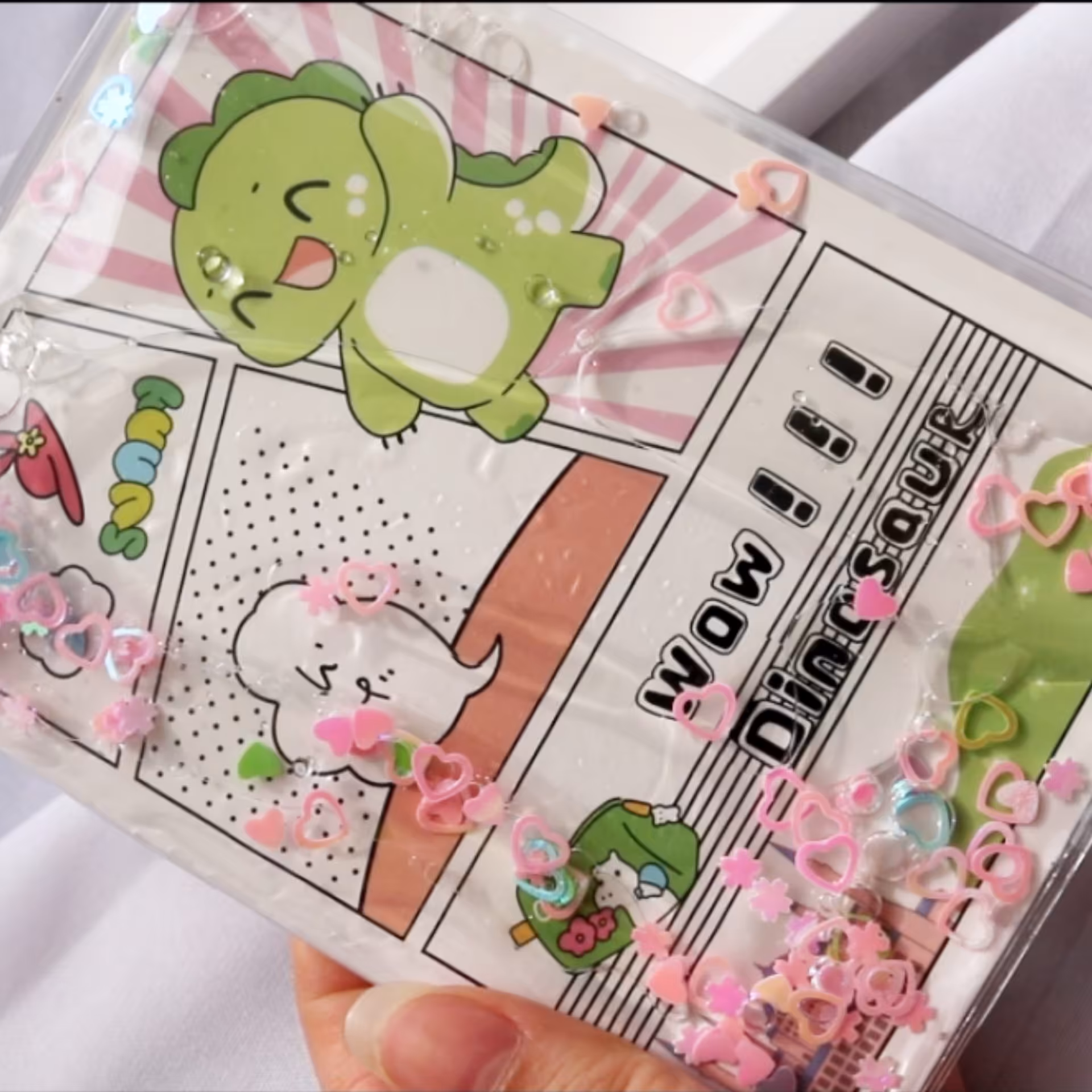 دفتر 100 برگ فانتزی آکواریومی کوچک طرح دایناسور نمکی مناسب دفتر خاطرات و یادداشت روزانه و...