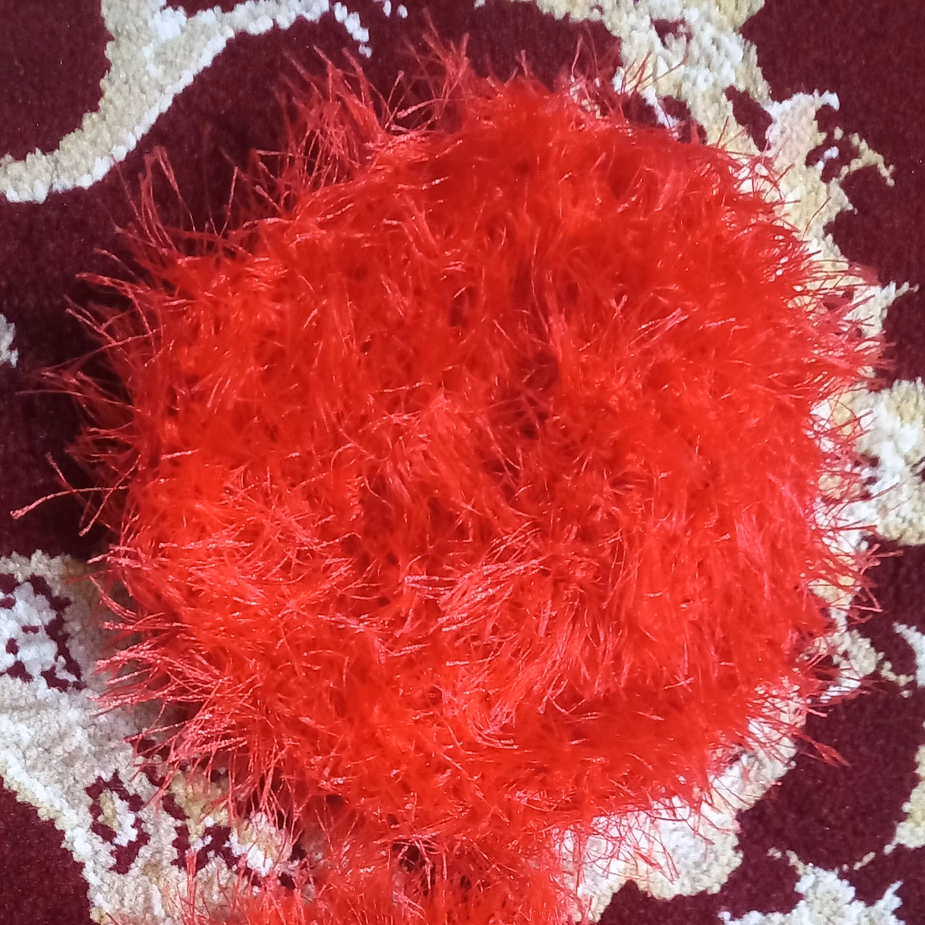 اسکاج قرمز بافتنی