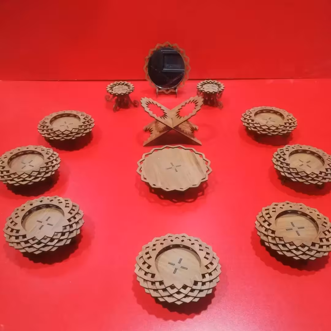 هفت سین چوبی دارای رنگ بندی