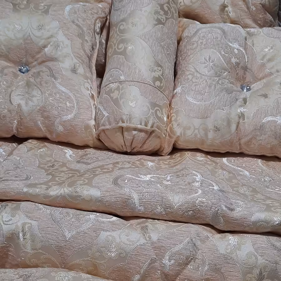 روتختی دونفره 10 تیکه جنس مخمل شانل تک گل صورتی کرم جدید 