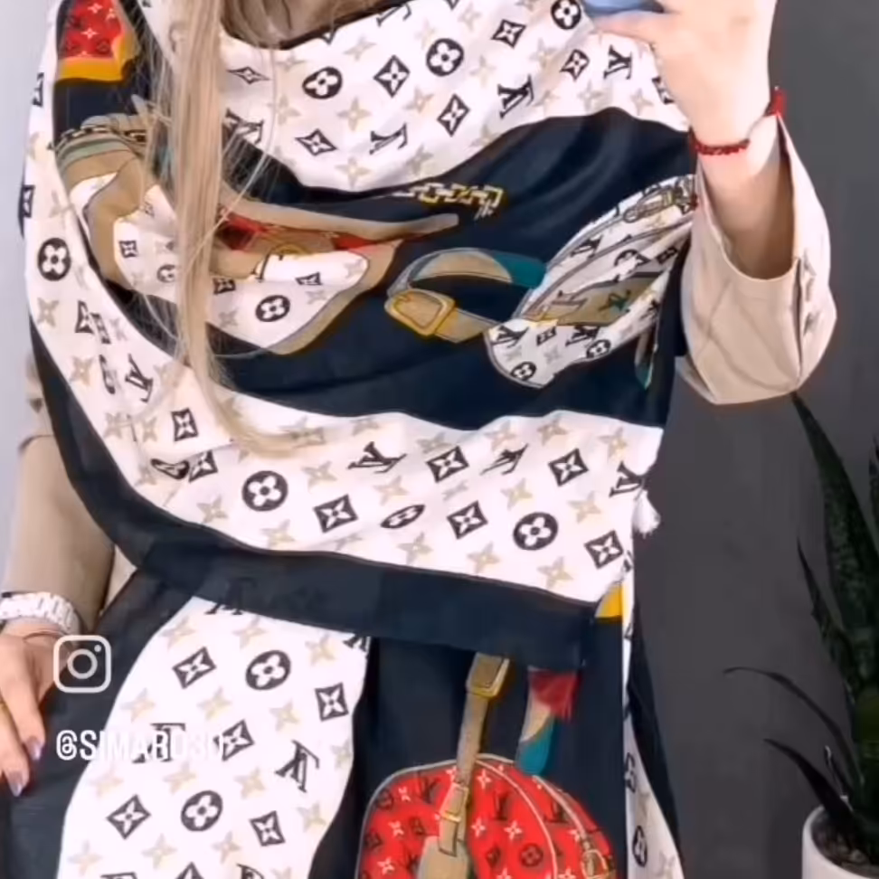 شال نخی طرح Lv، شال نخی ، شال طرح جدید ، شال ،شال چهار فصل جدید بهاره