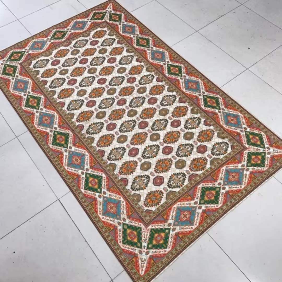 رومیزی و روفرشی مخمل شانل در سایز مختلف طبق سفارش مشتریان عزیز