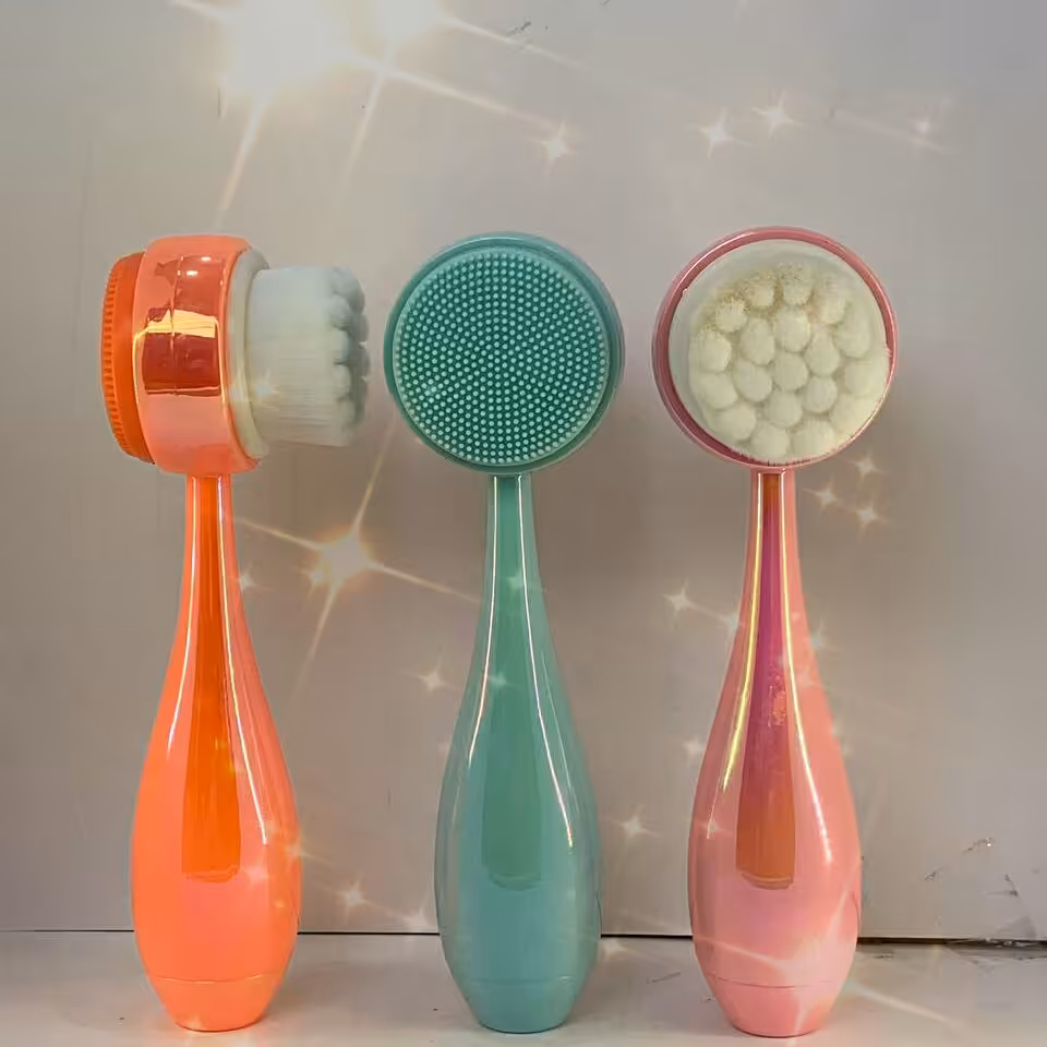 فیس واش براش چکشی سیلیکونی و مخملی 