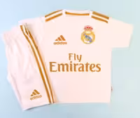 تیشرت و شلوارک تیم رئال مادرید vachyoon