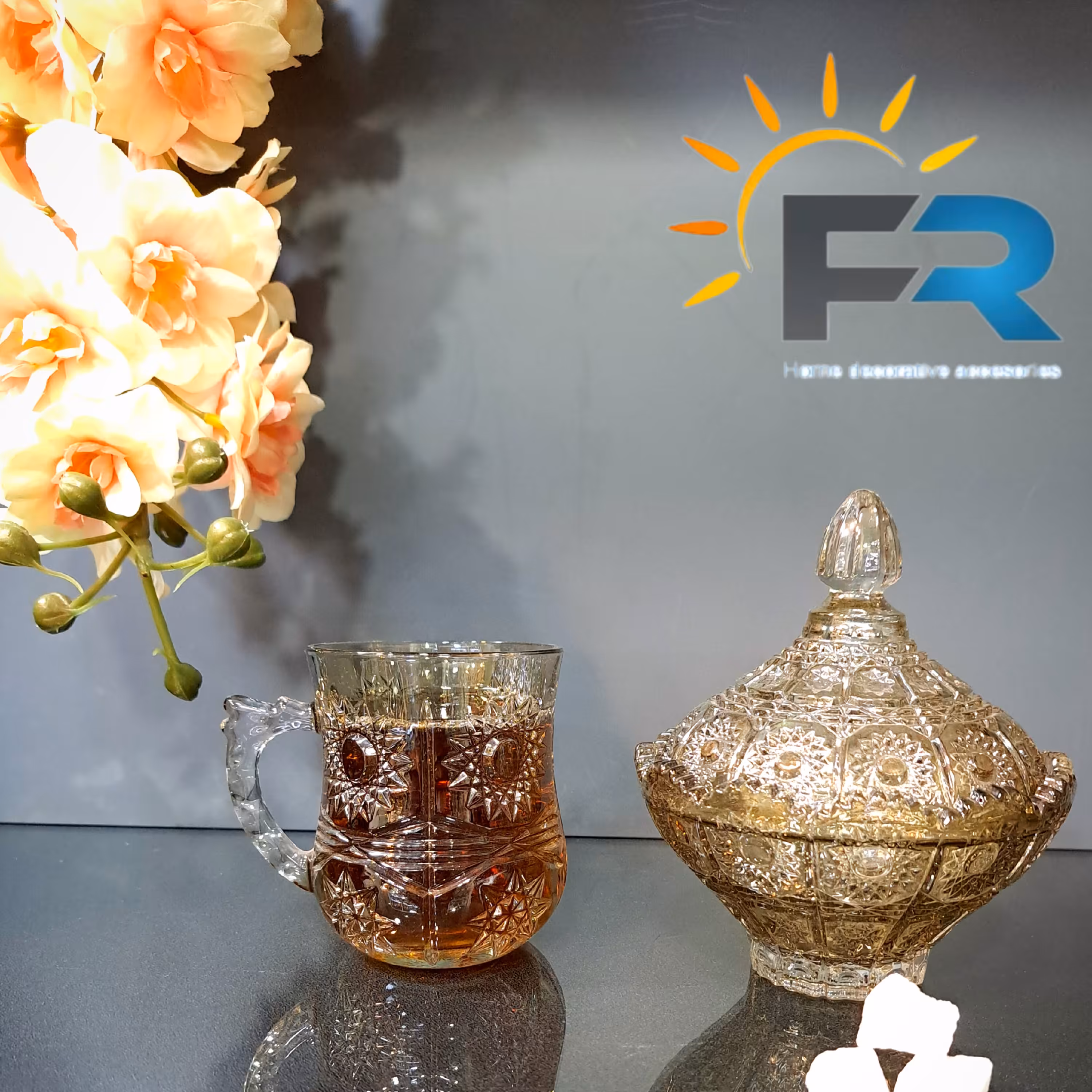 فنجان پی کی شامپاینی