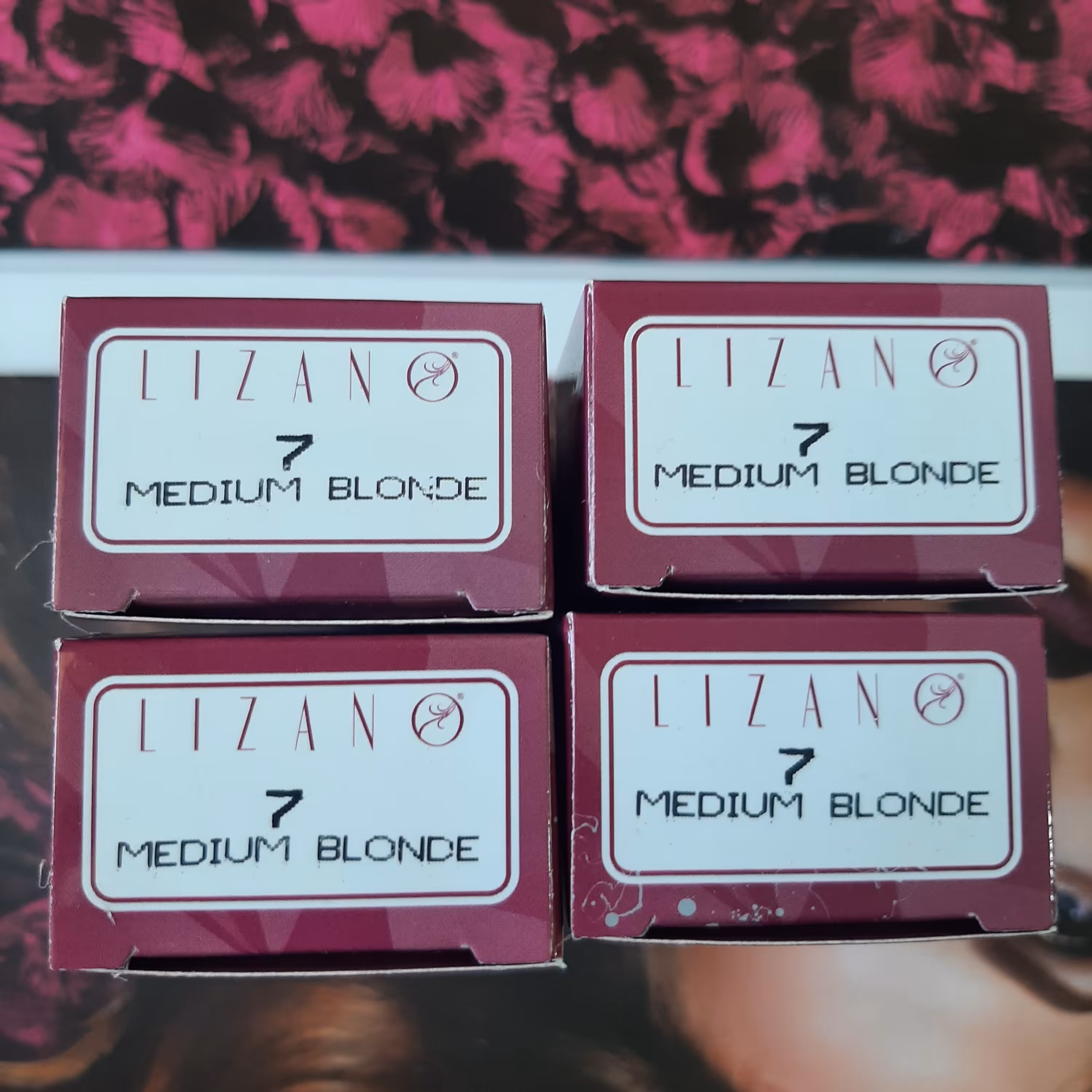 رنگ مو لیزانو بلوند متوسط 7.0 حجم 100میل حاوی کراتین 