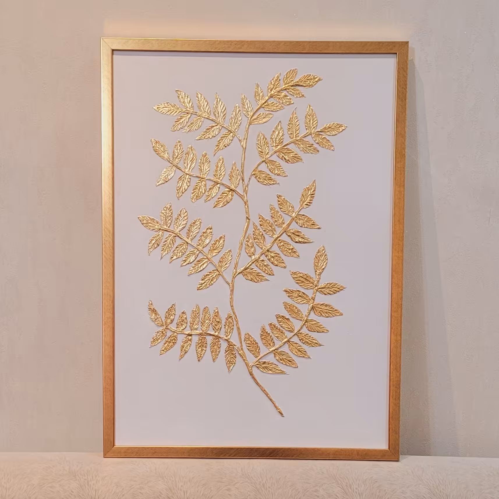 تابلو دکوراتیو برجسته شده با تکسچر و کار شده با ورق طلا