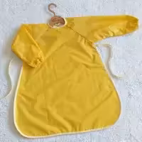 پیشبندلباسی ضدآب