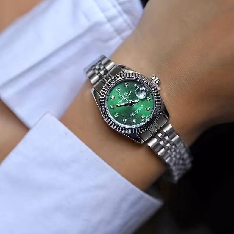 ساعت مچی زنانه ساعت مردانه رولکس بهمراه گارانتی موتور  و ارسال رایگان