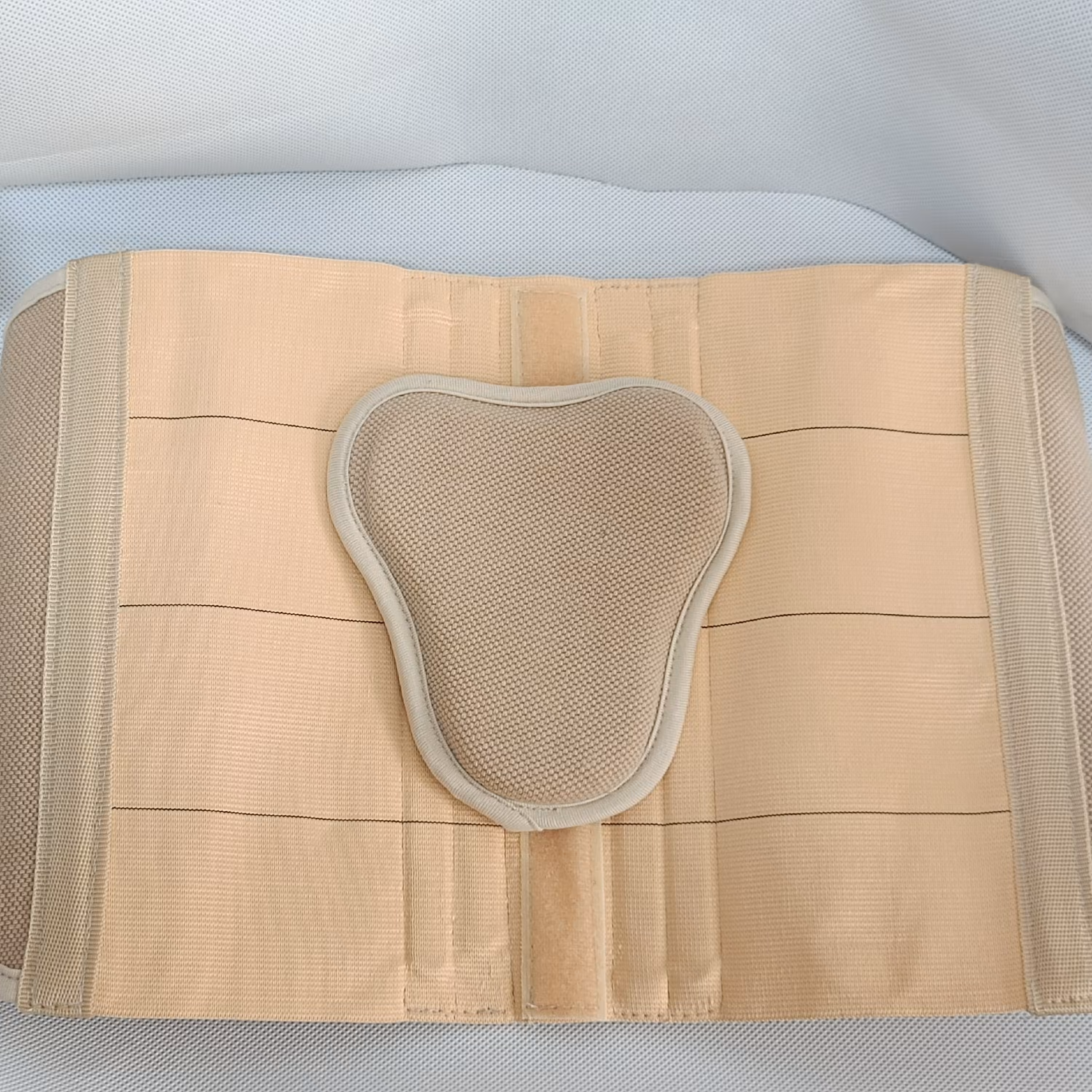 کمربند طبی پددار لومبوساکرال مدل 53400 طب و صنعت 