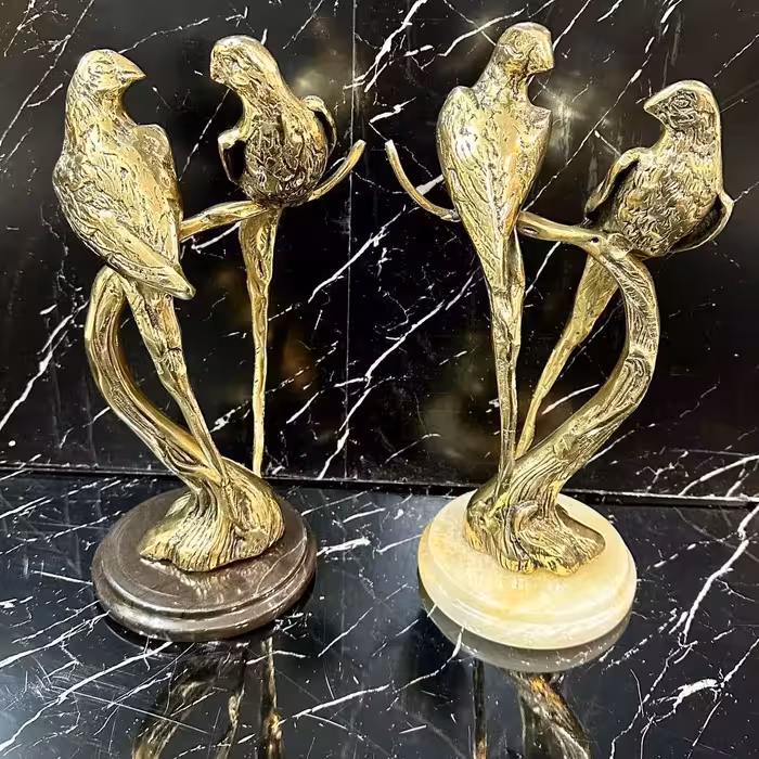 طوطی پایه سنگی برنزی