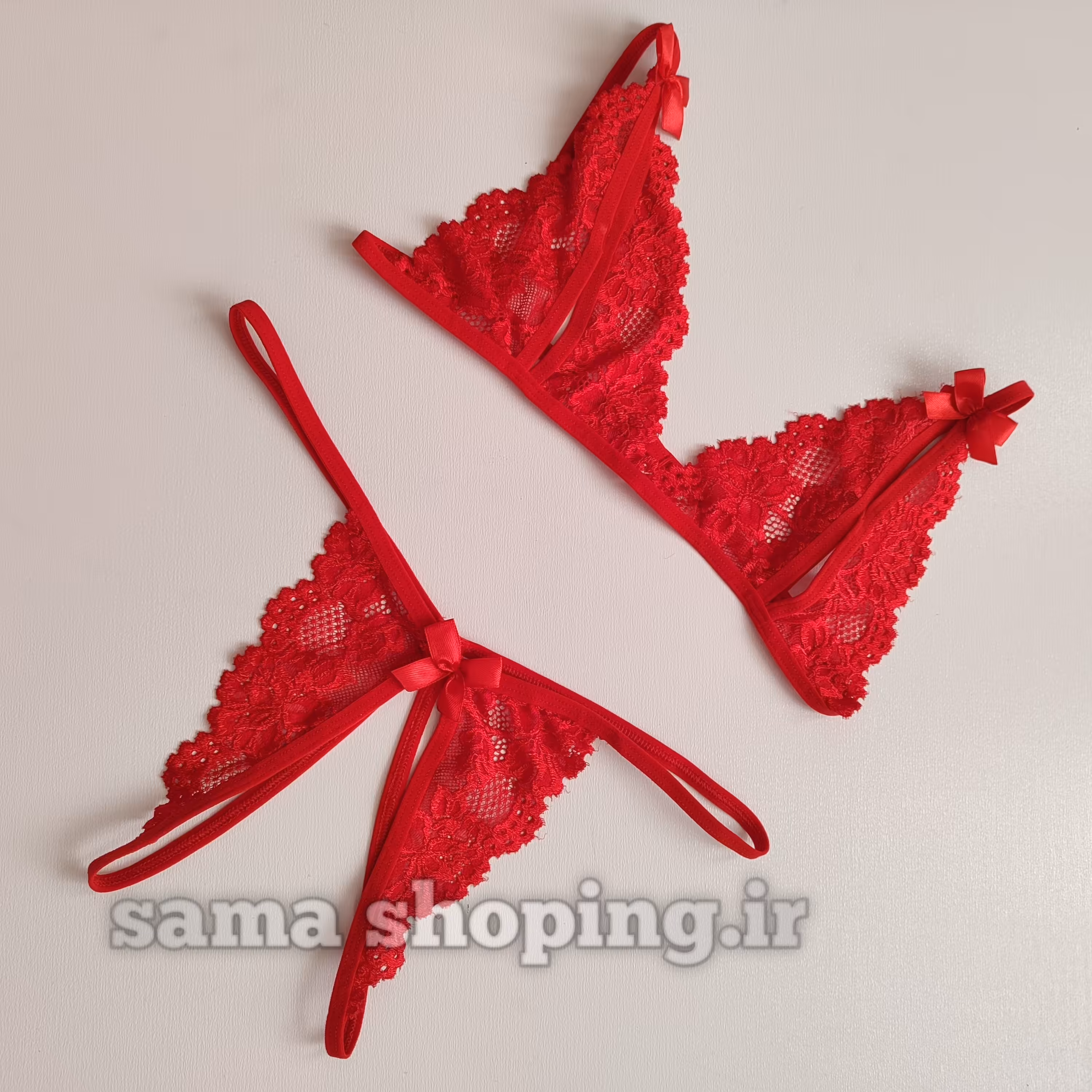 ست فانتزی زنانه (سوتین کاپ باز و شورت فاقباز و پشتباز)